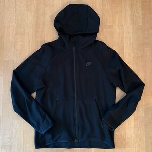 Nike Tech Fleece Black Zip-Up Hoodie Medium